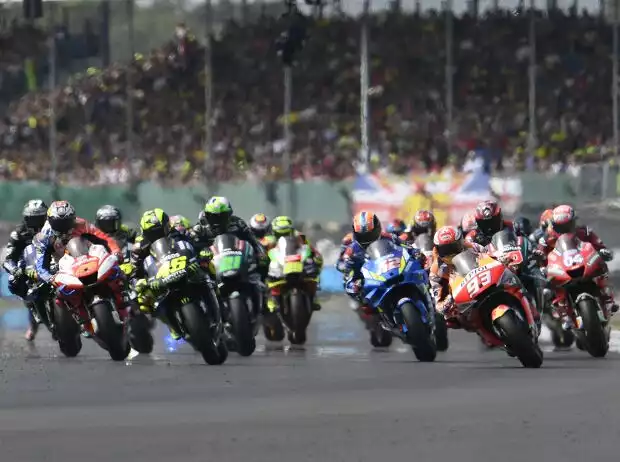 MotoGP Start Titel-Bild zur News: MotoGP Start