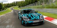 Bild zum Inhalt: Porsche Taycan fährt Rekord auf der Nürburgring-Nordschleife