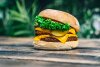 Lewis Hamilton investiert in fleischlose Burgerkette