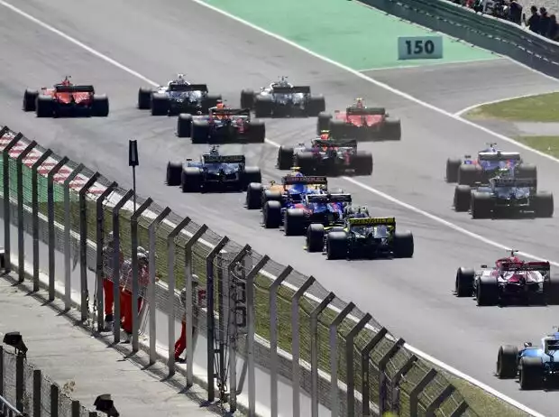 Valtteri Bottas, Lewis Hamilton, Sebastian Vettel Titel-Bild zur News: Valtteri Bottas, Lewis Hamilton, Sebastian Vettel