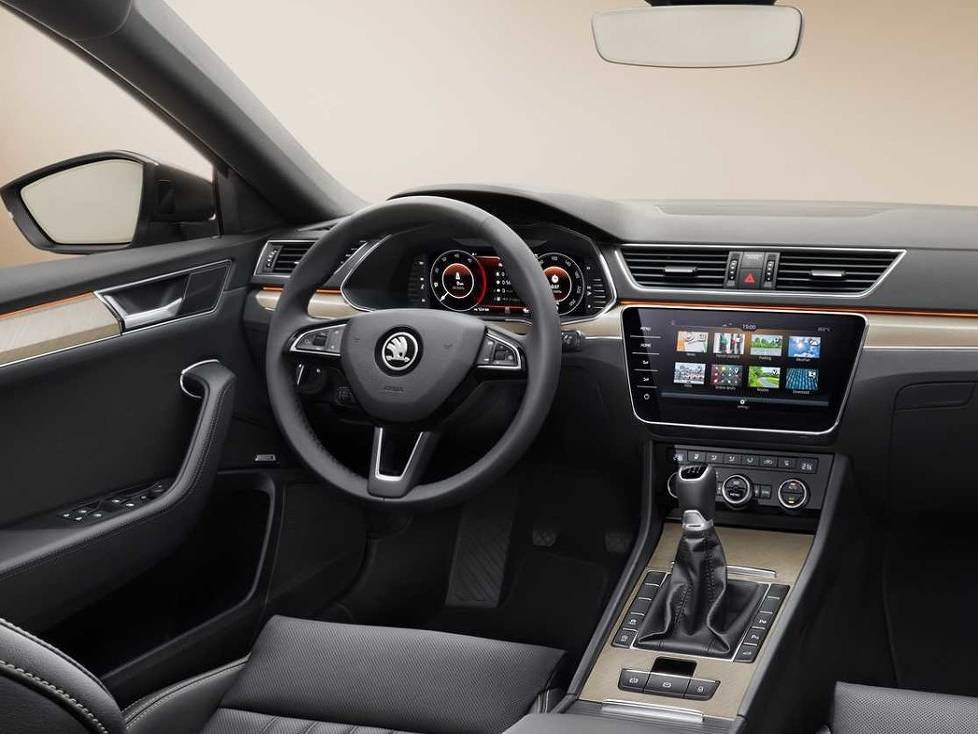 2020 Skoda Superb Facelift