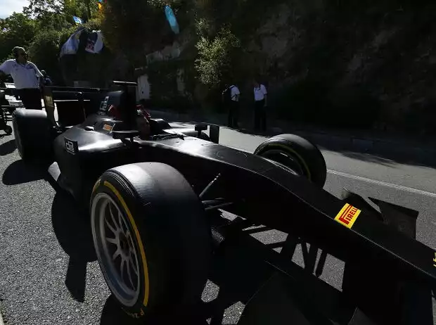 Pirelli-Testauto Titel-Bild zur News: Pirelli-Testauto