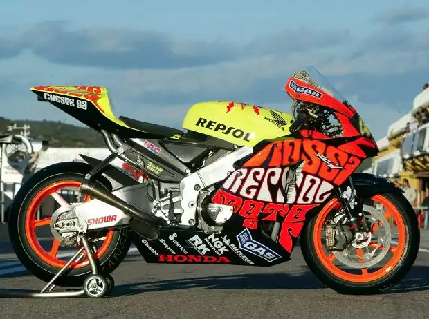 Honda RC211V Titel-Bild zur News: Honda RC211V
