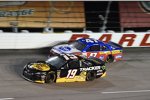 Martin Truex Jr. (Gibbs) und Ryan Preece (JTG) 