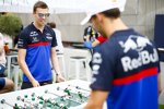 Daniil Kwjat (Toro Rosso) und Pierre Gasly (Toro Rosso) 