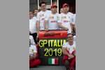 Mattia Binotto, Charles Leclerc (Ferrari) und Sebastian Vettel (Ferrari) 