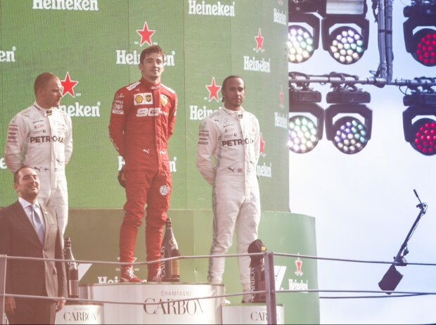 Titel-Bild zur News: Valtteri Bottas, Charles Leclerc, Lewis Hamilton