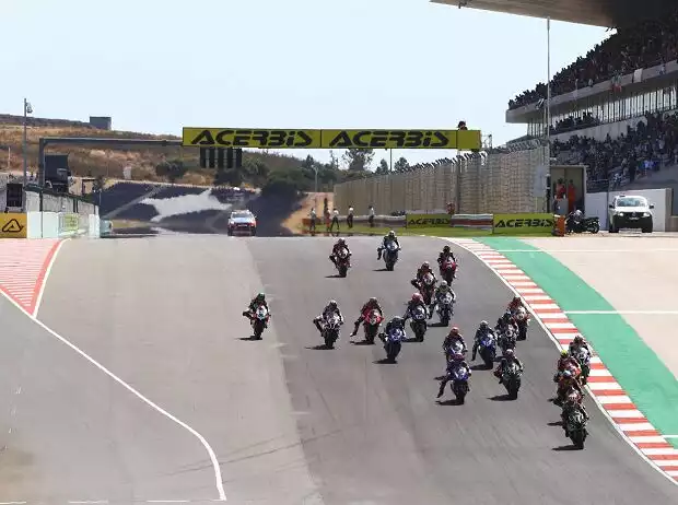 Portimao Start Titel-Bild zur News: Portimao Start