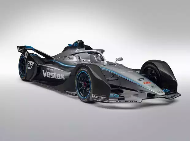 Mercedes Titel-Bild zur News: Mercedes
