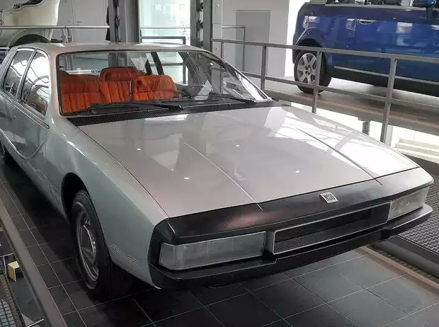 1971 NSU Ro 80 Pininfarina Titel-Bild zur News: 1971 NSU Ro 80 Pininfarina