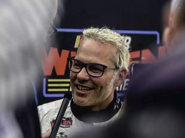Jacques Villeneuve Titel-Bild zur News: Jacques Villeneuve