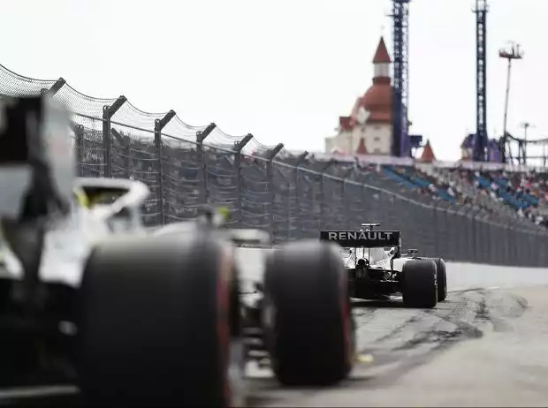 Daniel Ricciardo, Nico Hülkenberg Titel-Bild zur News: Daniel Ricciardo, Nico Hülkenberg