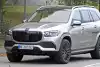 Bild zum Inhalt: Mercedes-Maybach GLS (2020) fast ohne Tarnung erwischt