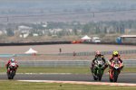 Alvaro Bautista vor Jonathan Rea 