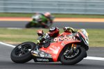 Alvaro Bautista vor Jonathan Rea 
