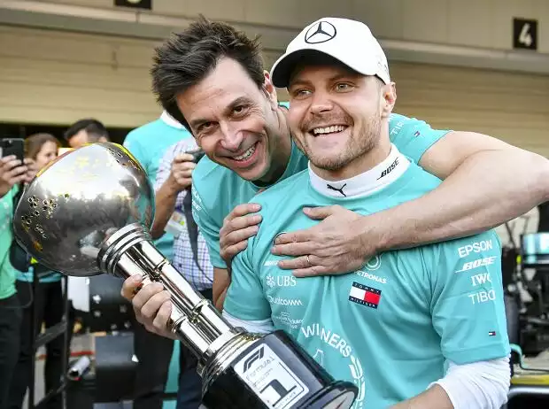 Valtteri Bottas, Toto Wolff Titel-Bild zur News: Valtteri Bottas, Toto Wolff