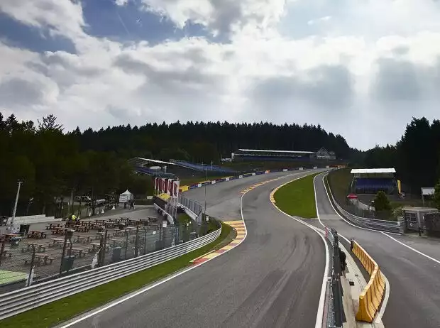 Eau Rouge Titel-Bild zur News: Eau Rouge