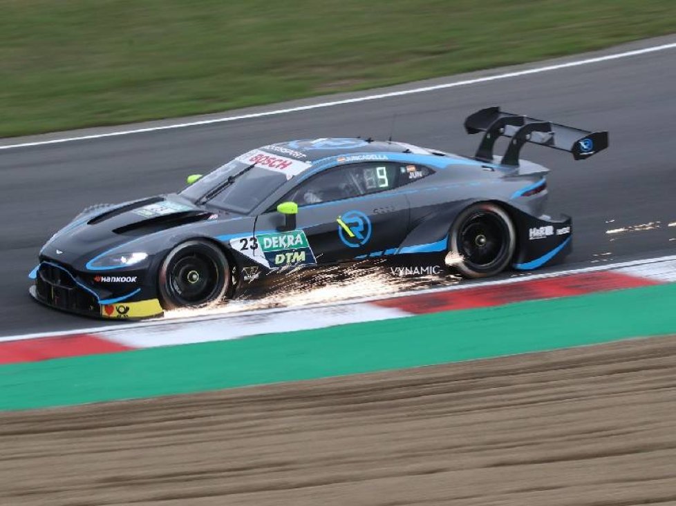 Daniel Juncadella, Aston Martin