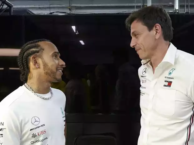 Lewis Hamilton, Toto Wolff Titel-Bild zur News: Lewis Hamilton, Toto Wolff