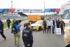 Bild zum Inhalt: Kehrmaschine crasht VLN-Meisterzeremonie am Nürburgring