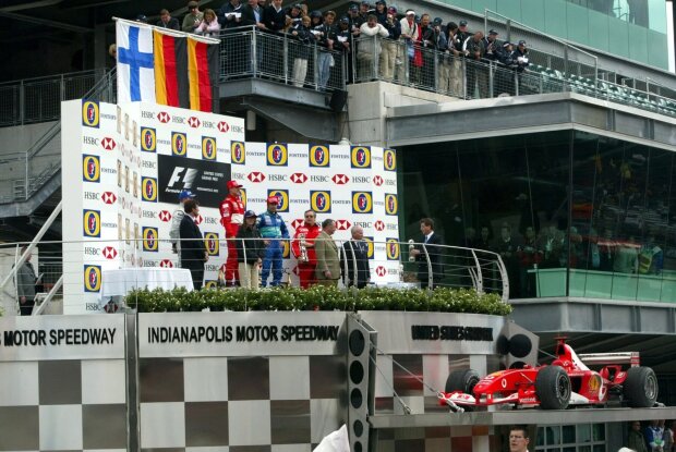 Kimi Räikkönen Michael Schumacher Heinz-Harald Frentzen Ferrari Scuderia Ferrari F1McLaren McLaren F1 Team F1Alfa Romeo Alfa Romeo Racing F1 ~Kimi Räikkönen (Alfa Romeo), Michael Schumacher und Heinz-Harald Frentzen ~ Kimi Räikkönen Michael Schumacher Heinz-Harald Frentzen Ferrari Scuderia Ferrari F1McLaren McLaren F1 Team F1Alfa Romeo Alfa Romeo Racing F1 ~Kimi Räikkönen (Alfa Romeo), Michael Schumacher und Heinz-Harald Frentzen ~