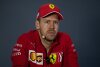 Bild zum Inhalt: Sebastian Vettel über Formel-1-Zukunft: "Es muss etwas passieren!"