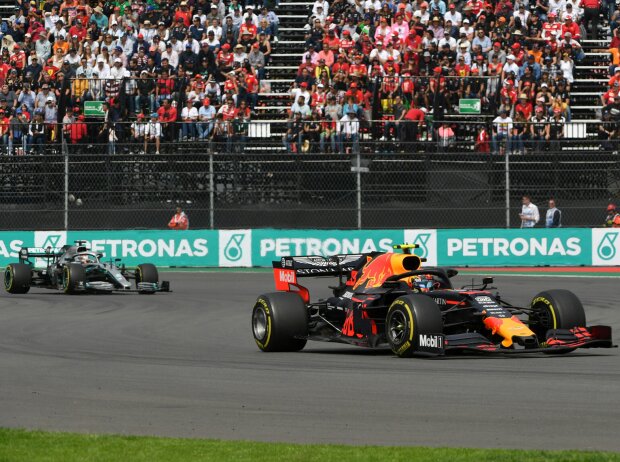 Alexander Albon, Lewis Hamilton