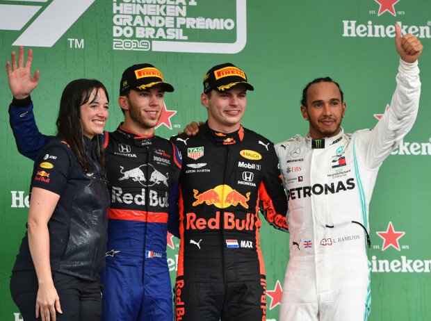 Titel-Bild zur News: Pierre Gasly, Max Verstappen, Lewis Hamilton
