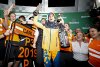 Bild zum Inhalt: "Beste Leistung": Carlos Sainz feiert eigene Podestzeremonie