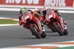 Andrea Iannone vor Aleix Espargaro 