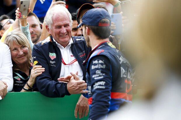 Helmut Marko Pierre Gasly Red Bull Aston Martin Red Bull Racing F1Toro Rosso Red Bull Toro Rosso Honda F1 ~Helmut Marko und Pierre Gasly (Toro Rosso) ~ Helmut Marko Pierre Gasly Red Bull Aston Martin Red Bull Racing F1Toro Rosso Red Bull Toro Rosso Honda F1 ~Helmut Marko und Pierre Gasly (Toro Rosso) ~