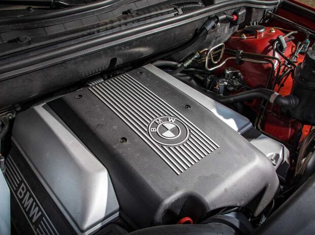 Motor des BMW X5 4.6 iS (2002) Motor des BMW X5 4.6 iS (2002)