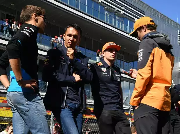 Titel-Bild zur News: George Russell, Alexander Albon, Max Verstappen, Lando Norris