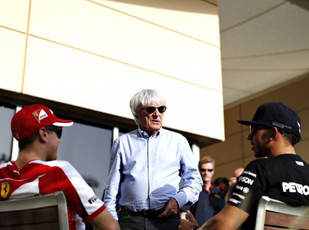 Titel-Bild zur News: Bernie Ecclestone, Sebastian Vettel, Lewis Hamilton