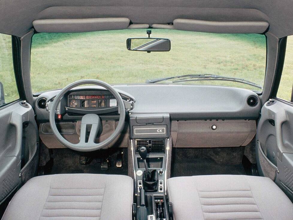 Innenraum und Cockpit des Citroen CX