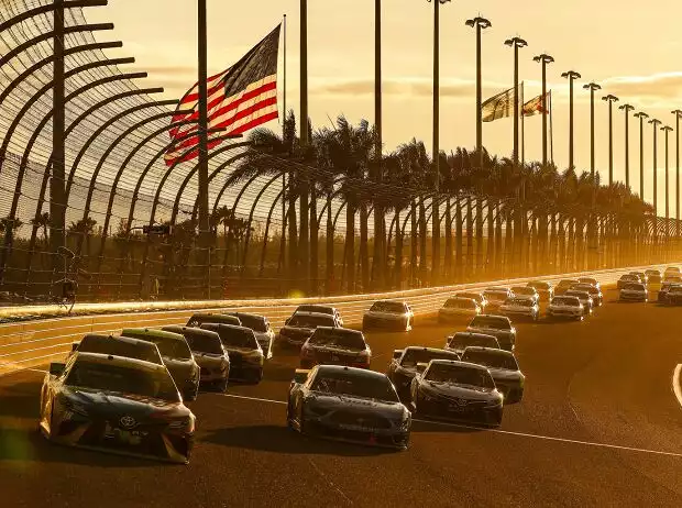 Joe Gibbs, Kevin Harvick Titel-Bild zur News: Joe Gibbs, Kevin Harvick