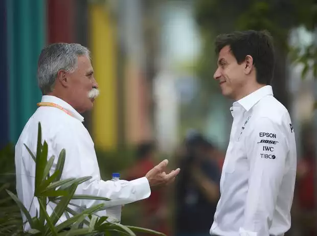 Chase Carey, Toto Wolff Titel-Bild zur News: Chase Carey, Toto Wolff