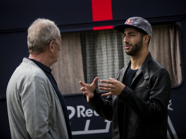 Titel-Bild zur News: Helmut Marko und Daniel Ricciardo
