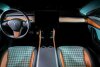 Bild zum Inhalt: Vilner pimpt Tesla Model 3-Interieur mit Hahnentrittmuster und viel Türkis
