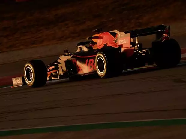 Red Bull RB15, Wintertests 2015 Titel-Bild zur News: Red Bull RB15, Wintertests 2015