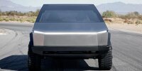Tesla Cybertruck Outdoor Image