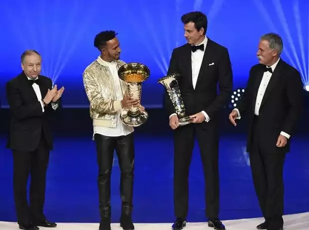 Lewis Hamilton, Toto Wolff, Jean Todt, Chase Carey Titel-Bild zur News: Lewis Hamilton, Toto Wolff, Jean Todt, Chase Carey