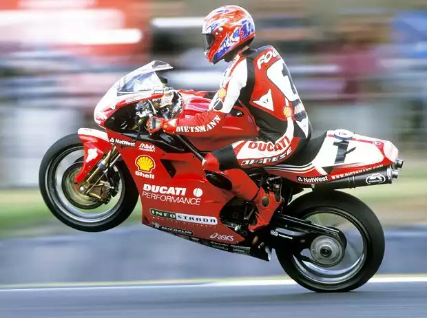 Carl Fogarty Titel-Bild zur News: Carl Fogarty