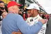 Bild zum Inhalt: Darum schaut sich Hamilton oft seine alten Nachrichten von Lauda an