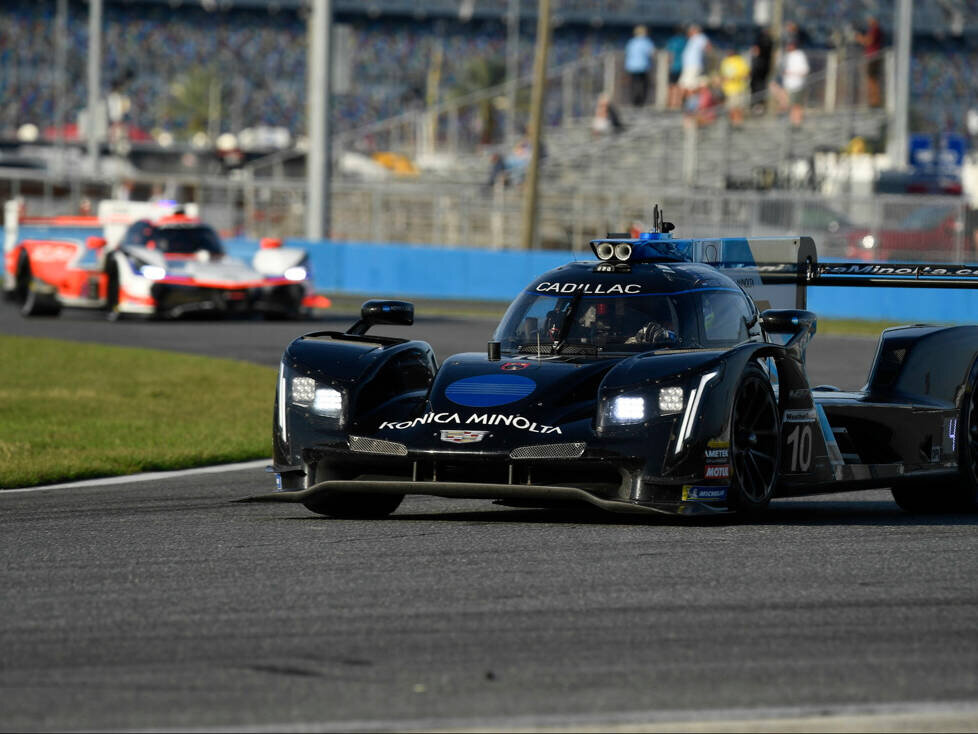 Renger van der Zande, Ryan Briscoe, Scott Dixon