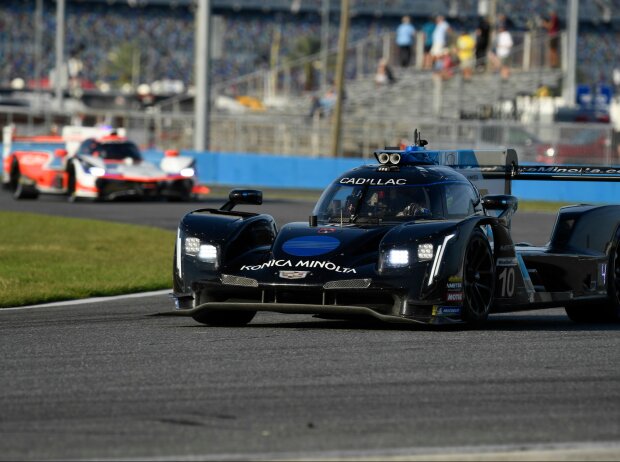 Renger van der Zande, Ryan Briscoe, Scott Dixon