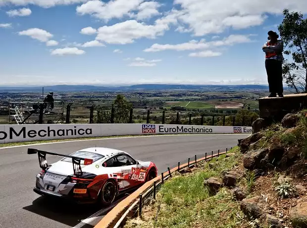 Titel-Bild zur News: Christopher van der Drift