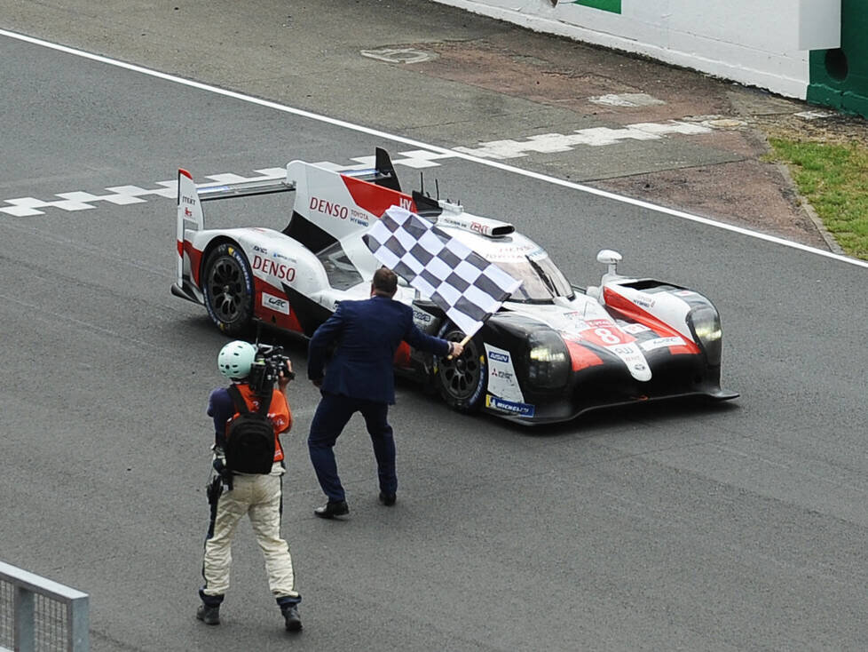 Kazuki Nakajima, Fernando Alonso