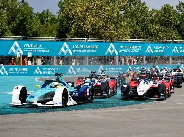 Oliver Turvey, Felipe Massa Titel-Bild zur News: Oliver Turvey, Felipe Massa