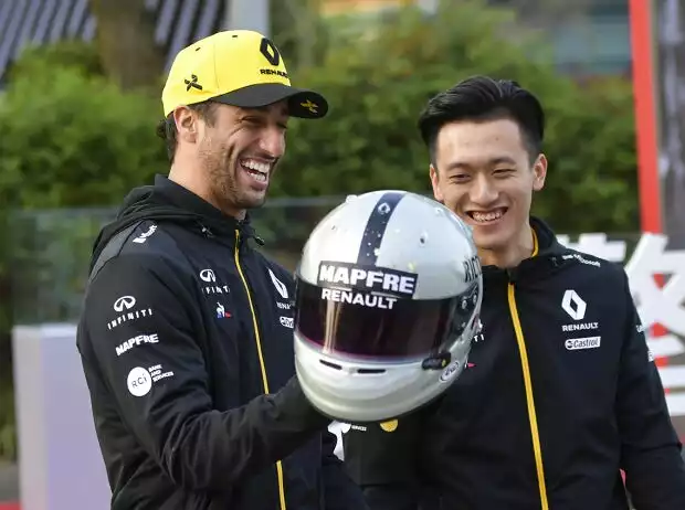 Daniel Ricciardo, Guanyu Zhou Titel-Bild zur News: Daniel Ricciardo, Guanyu Zhou